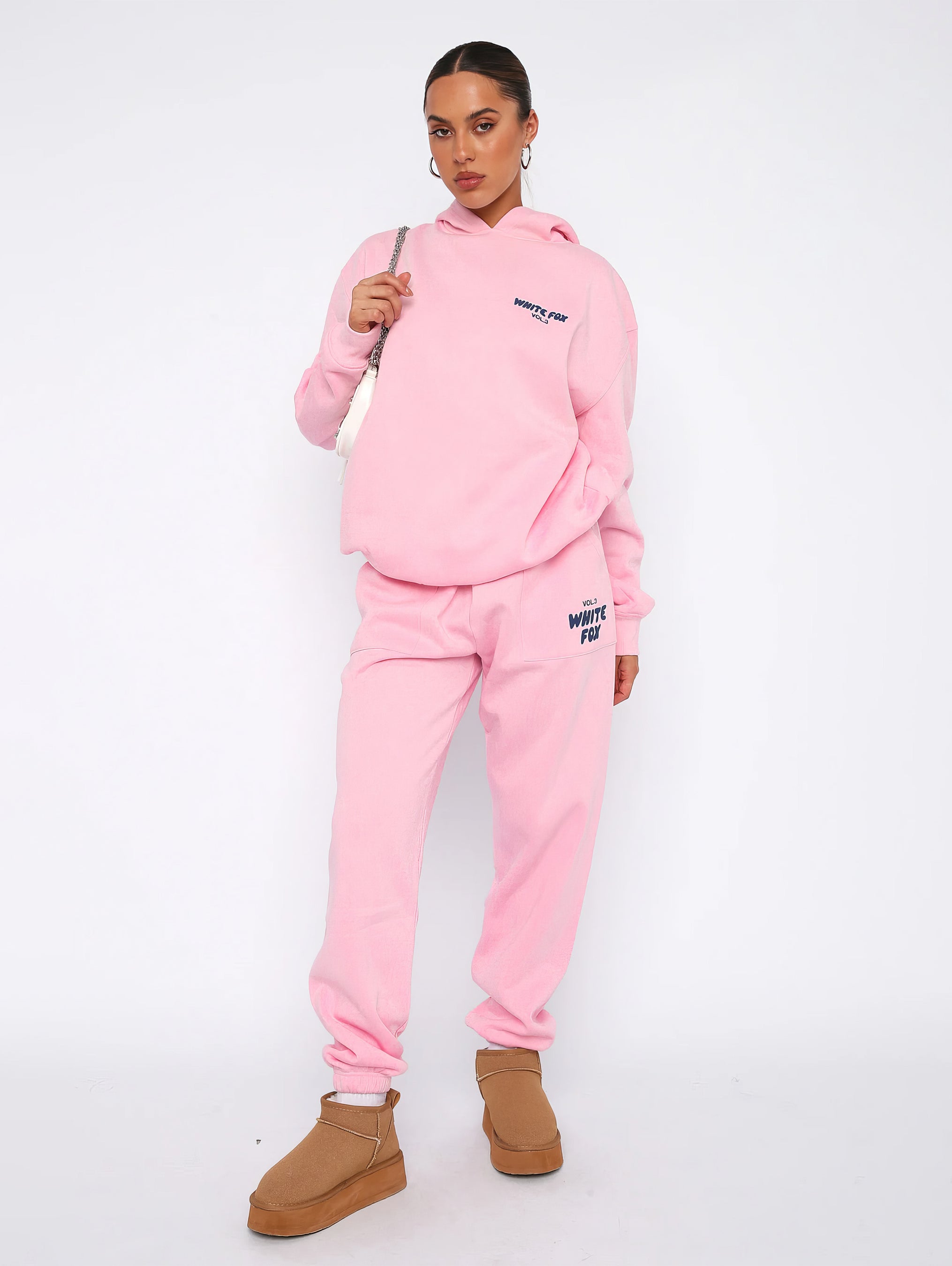 Luxe Lounge Set – White Fox Edition
