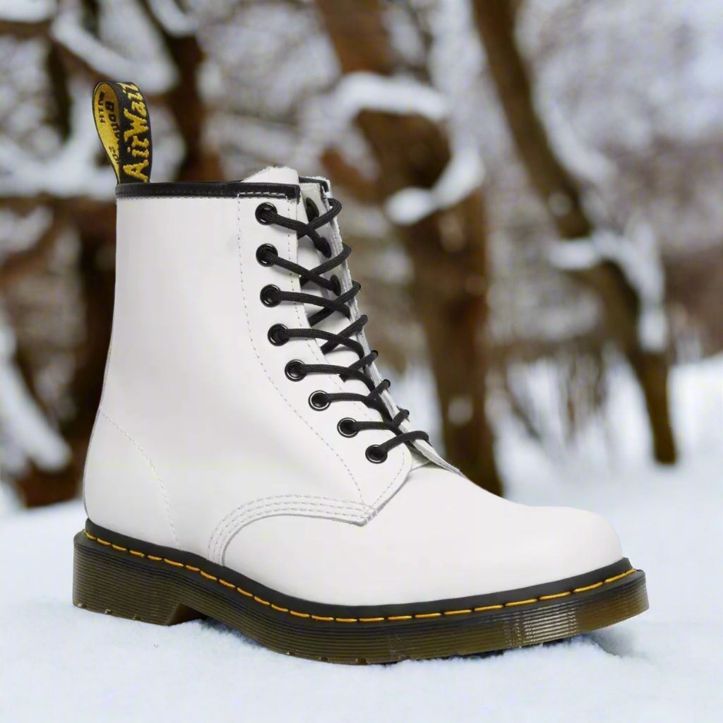 Emily Veterboots met Gele Stiknaad – Stevig, Stijlvol en Tijdloos